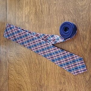 TOMMY HILFIGER 100% Silk Plaid Tie